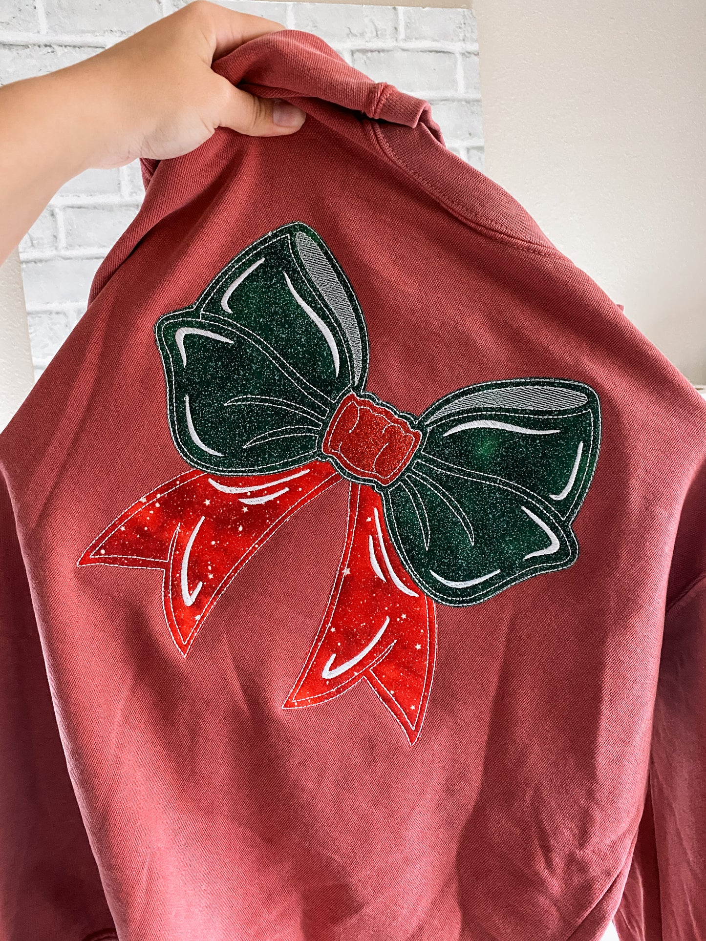 Christmas Glitter Bow Appliqué Sweatshirt | Embroidered